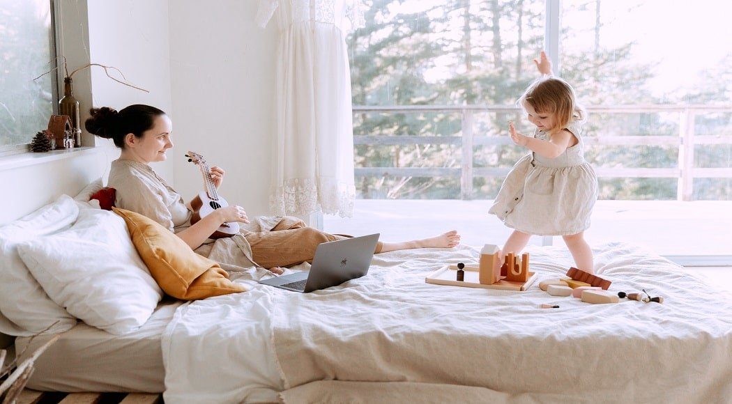 Tende cameretta per bambini: parola d'ordine colore e creatività